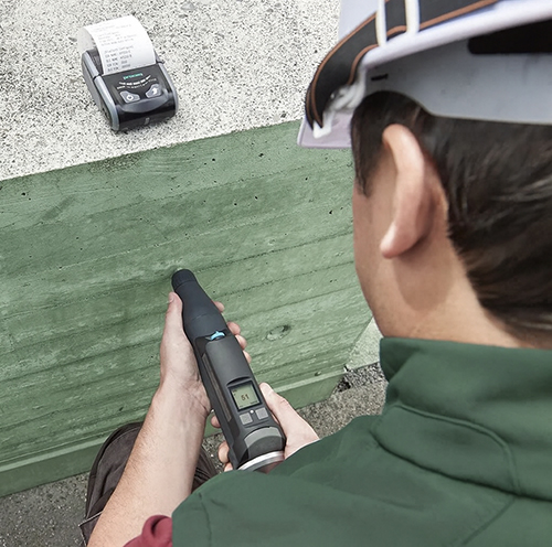 schmidt rebound hammer test image on concrete